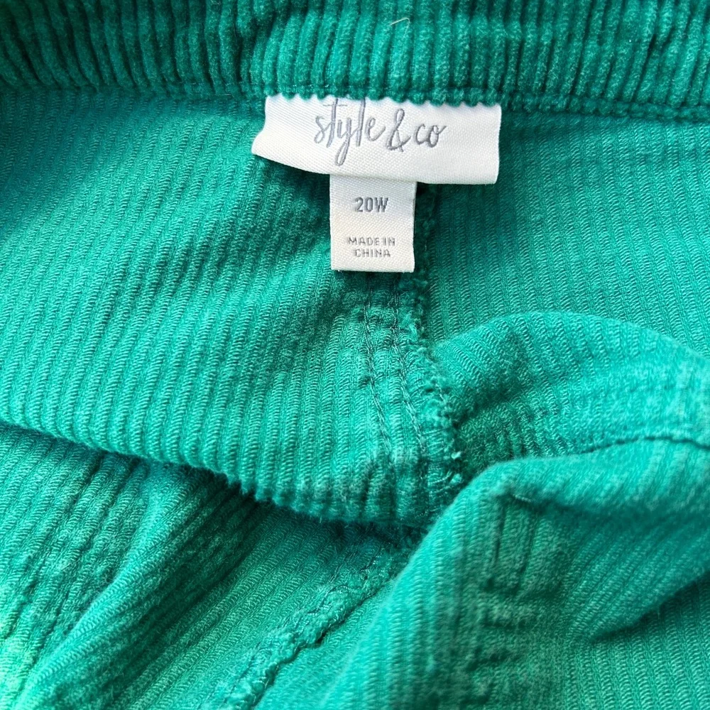 Style & Co Green Corduroy Plus Short Pants 20W - Picture 3 of 6